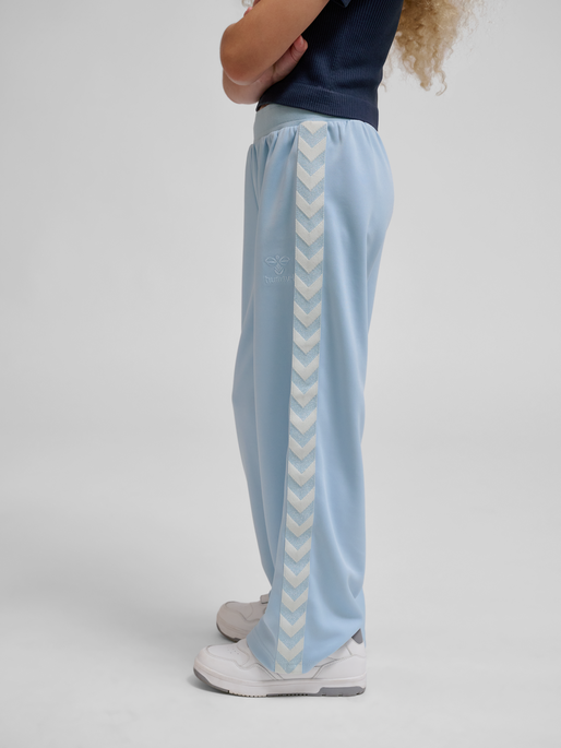 hmlDAILY ADJUST PANTS, SKYWAY, model