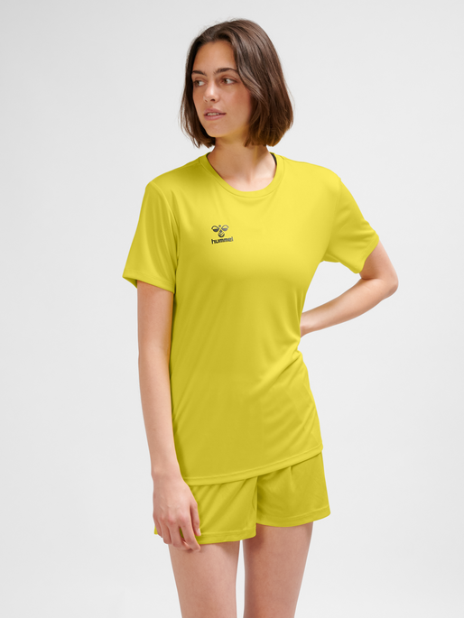 hmlESSENTIAL JERSEY S/S WOMAN, BLAZING YELLOW, model