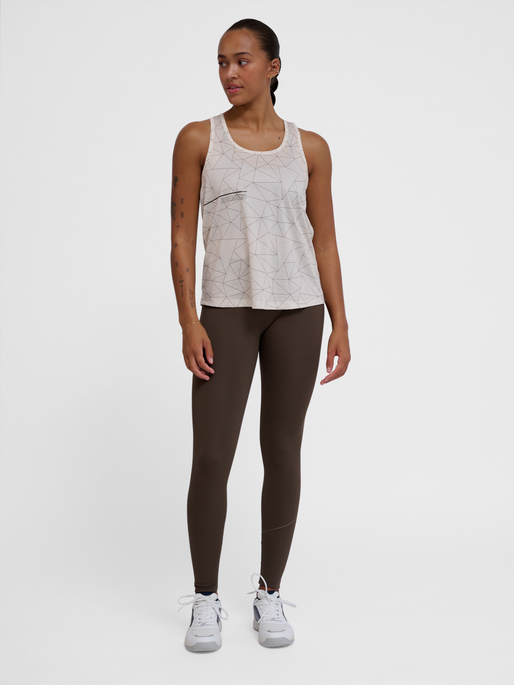 hmlCOURT AOP LIGHT WEIGHT TANKTOP W, LIGHT GREY, model