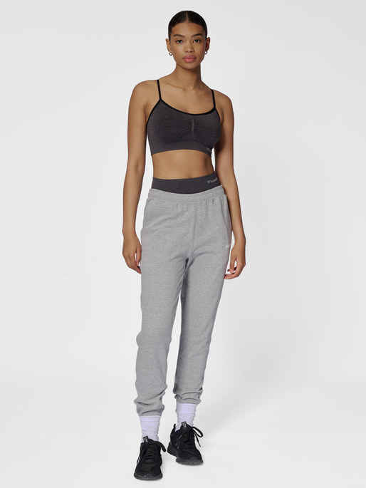 hmlELEMENTAL REGULAR PANTS WOMAN, GREY MELANGE, model