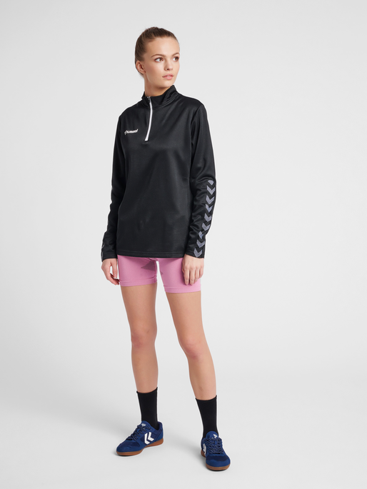 hmlAUTHENTIC WOMEN POLY ZIP JACKET, BLACK/WHITE, model