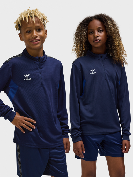 hmlAUTHENTIC HALF ZIP SWEAT KIDS, MARINE, model