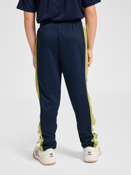 hmlJR GOAL PANTS, DRESS BLUES, model