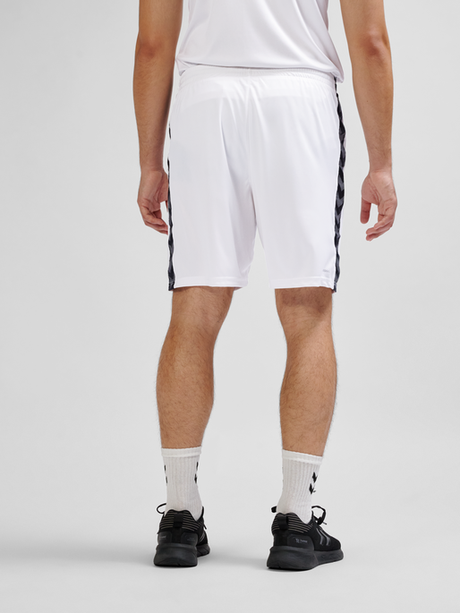 hmlAUTHENTIC PL SHORTS, WHITE, model
