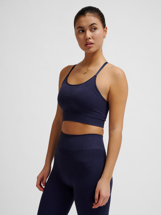 hmlMT DEFINE SEAMLESS PADDED BRA, NIGHT SKY, model