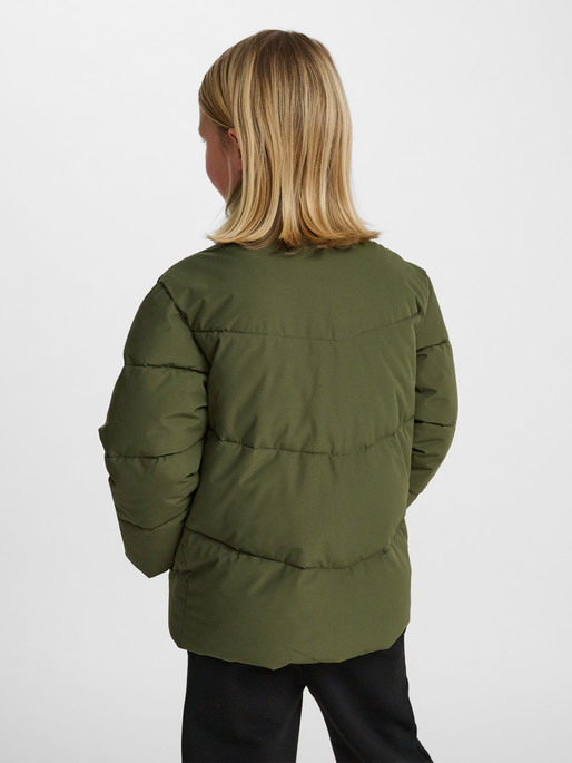 hmlJR PUFFER JACKET, WINTER MOSS, model