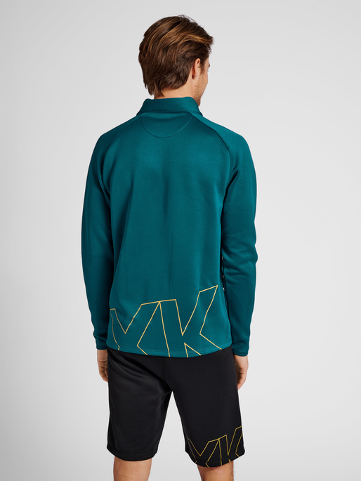 hmlCIMA XK ZIP JACKET, BLUE CORAL, model