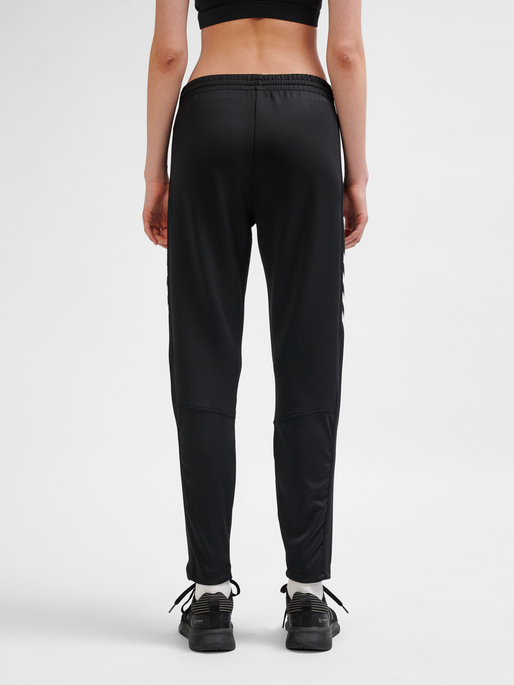 hmlCORE XK TRAINING PL PANTS WOMAN, BLACK, model
