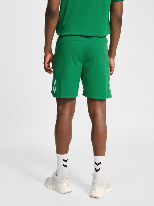 hmlLEAD 2.0 SHORTS, JELLY BEAN, model