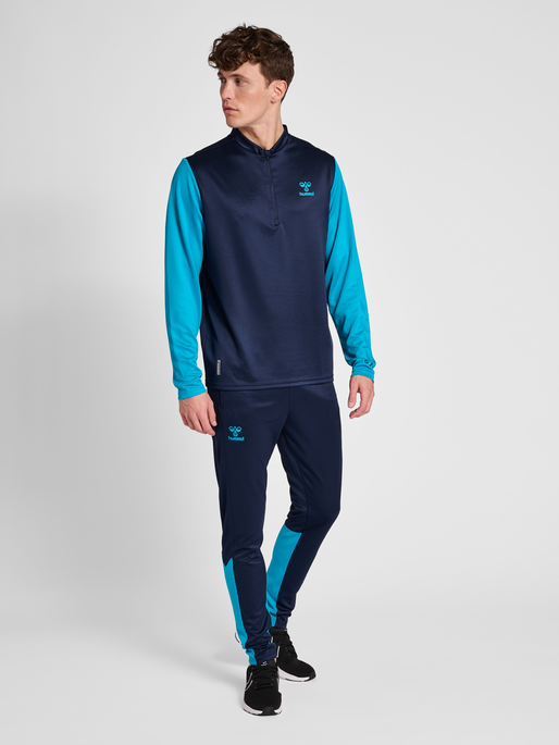 hmlONGRID 1/2 ZIP POLY SWEAT, MARINE/ATOMIC BLUE, model
