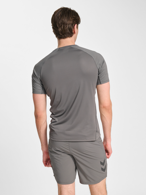 hmlPRO TRAINING JERSEY S/S, STEEL GRAY, model