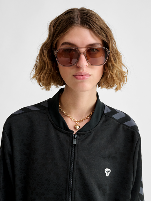 hmlARCHIVE REGULAR POLY JACKET AOP, BLACK/EBONY, model