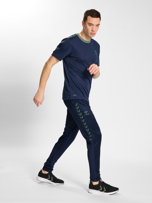 hmlSTALTIC TRAINING PANTS, MARINE/DUCK GREEN, model