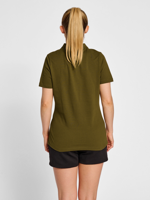hmlRED CLASSIC POLO WOMAN, DARK OLIVE, model