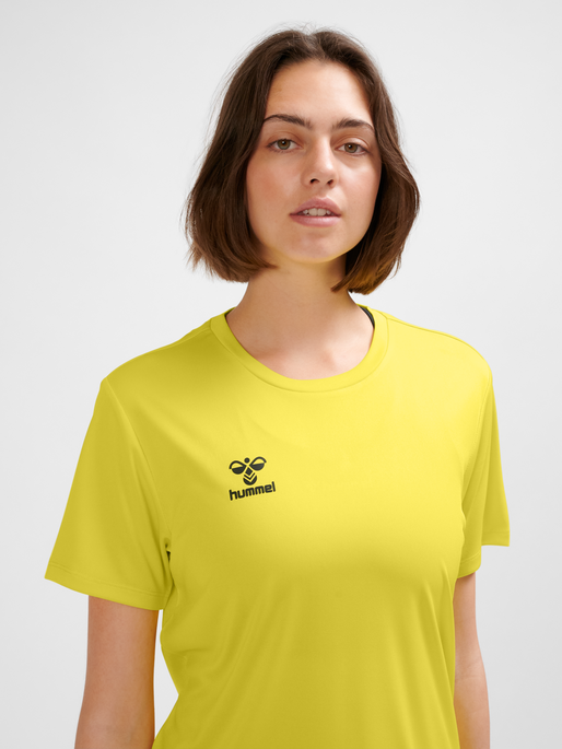 hmlESSENTIAL JERSEY S/S WOMAN, BLAZING YELLOW, model