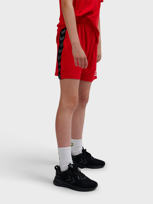 hmlAUTHENTIC PL SHORTS KIDS, TRUE RED, model