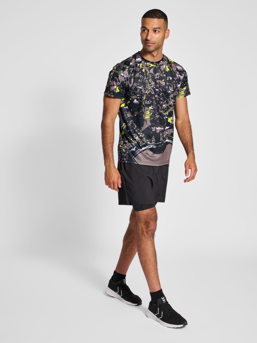nwlHOUSTON T-SHIRT S/S MEN, TERRAIN AOP, model